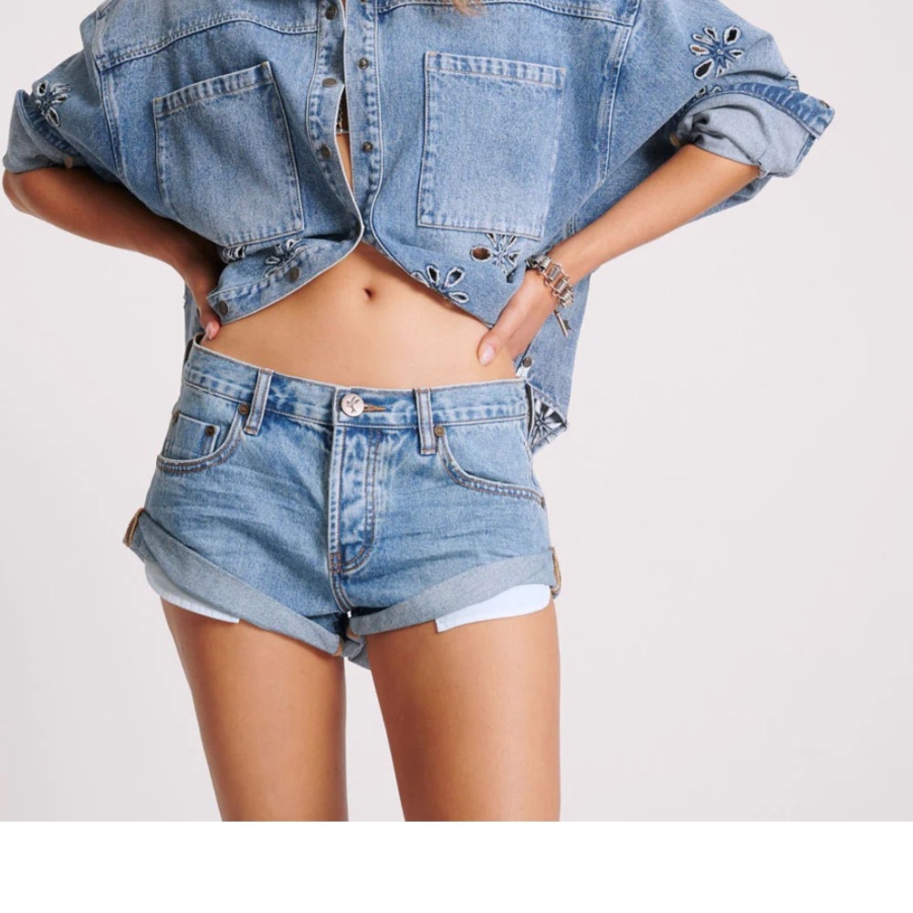 One Teaspoon Jean Shorts size 23